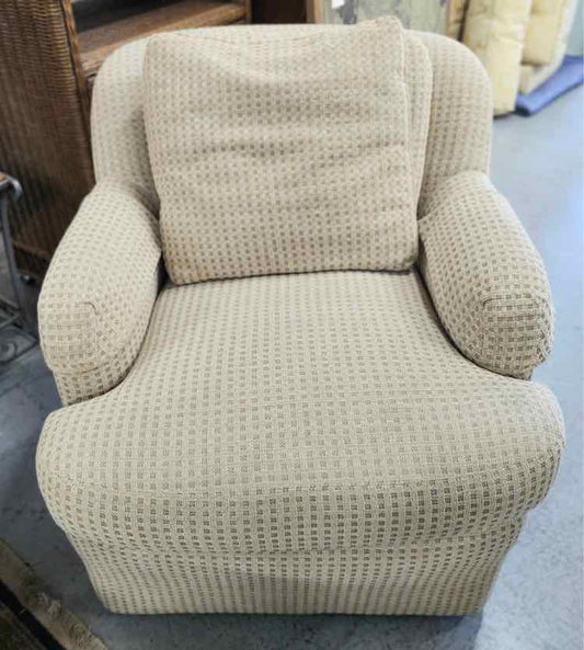 Craftsman Arm Swivel Chair
