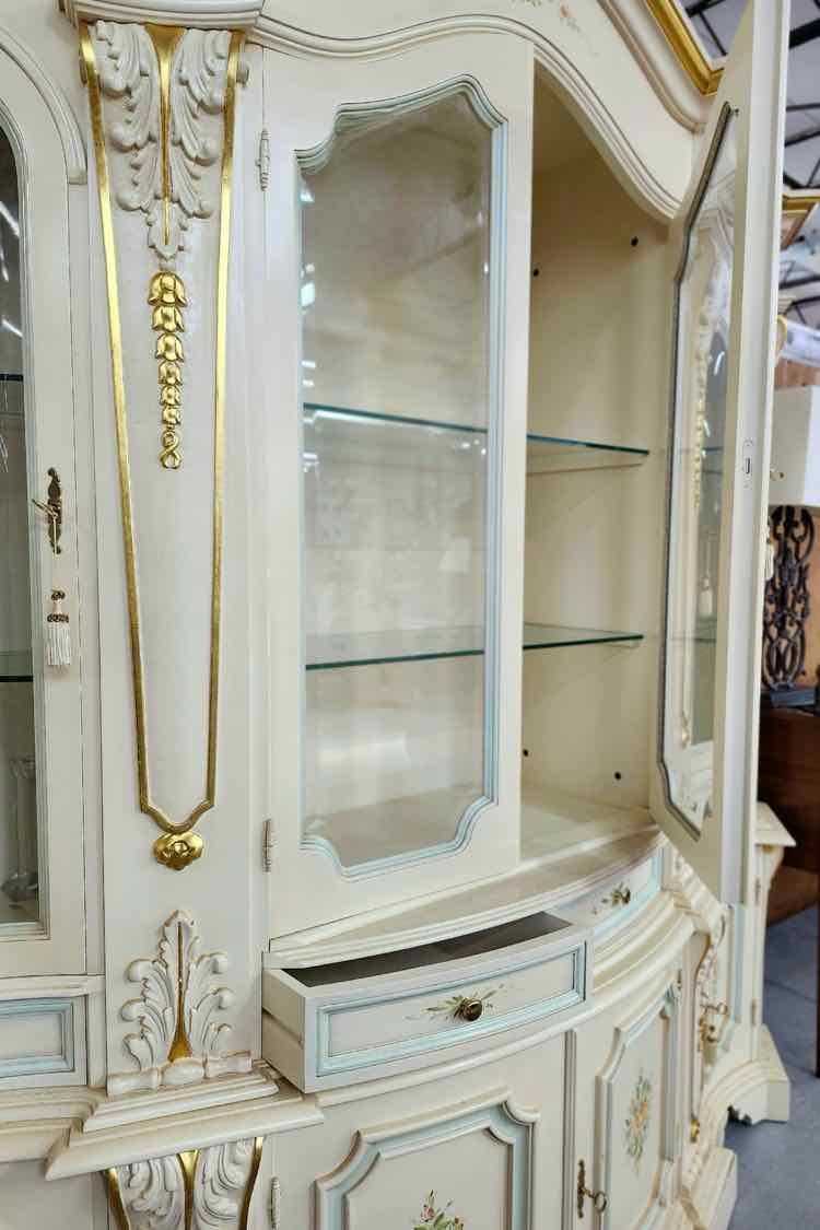 2pc Beige/Gold Hutch