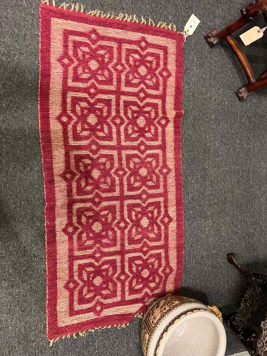 Crimson/Cream Medallion Rug