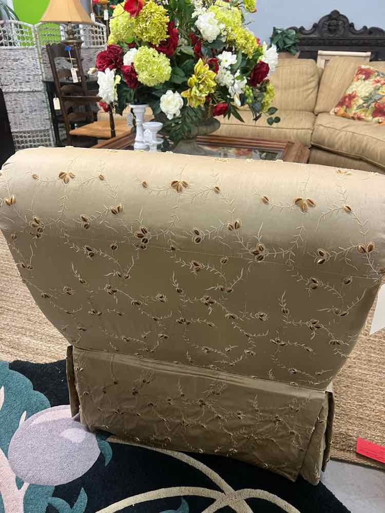 GOLD SILK SLIPPER CHAIR