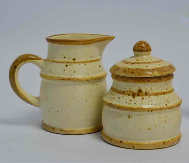 Laurentian Pottery Speckles Stone Ware Set