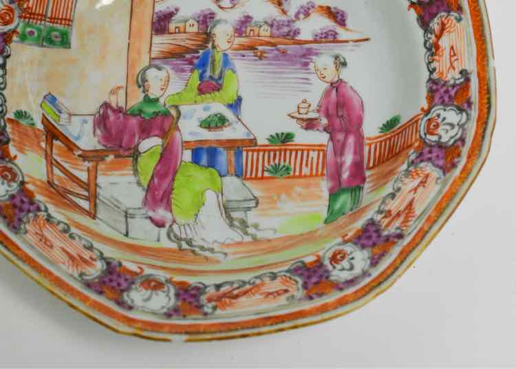 Chinese Export Porcelain Dish