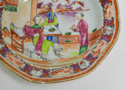 Chinese Export Porcelain Dish
