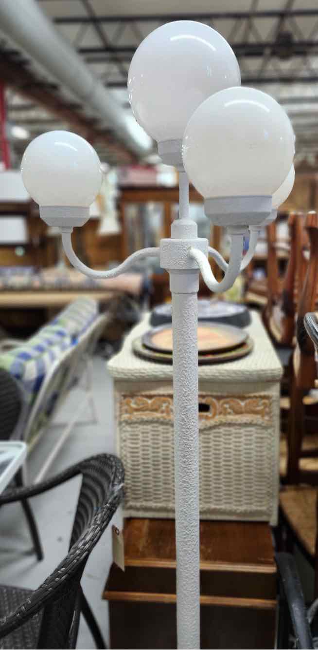 White Outdoor Floor Lamp