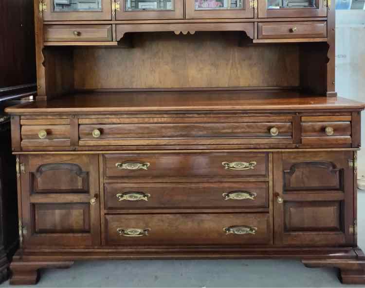 2pc Wood Hutch