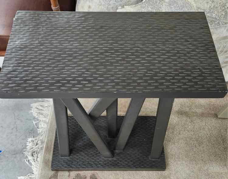 Rectangle Metal Pedestal