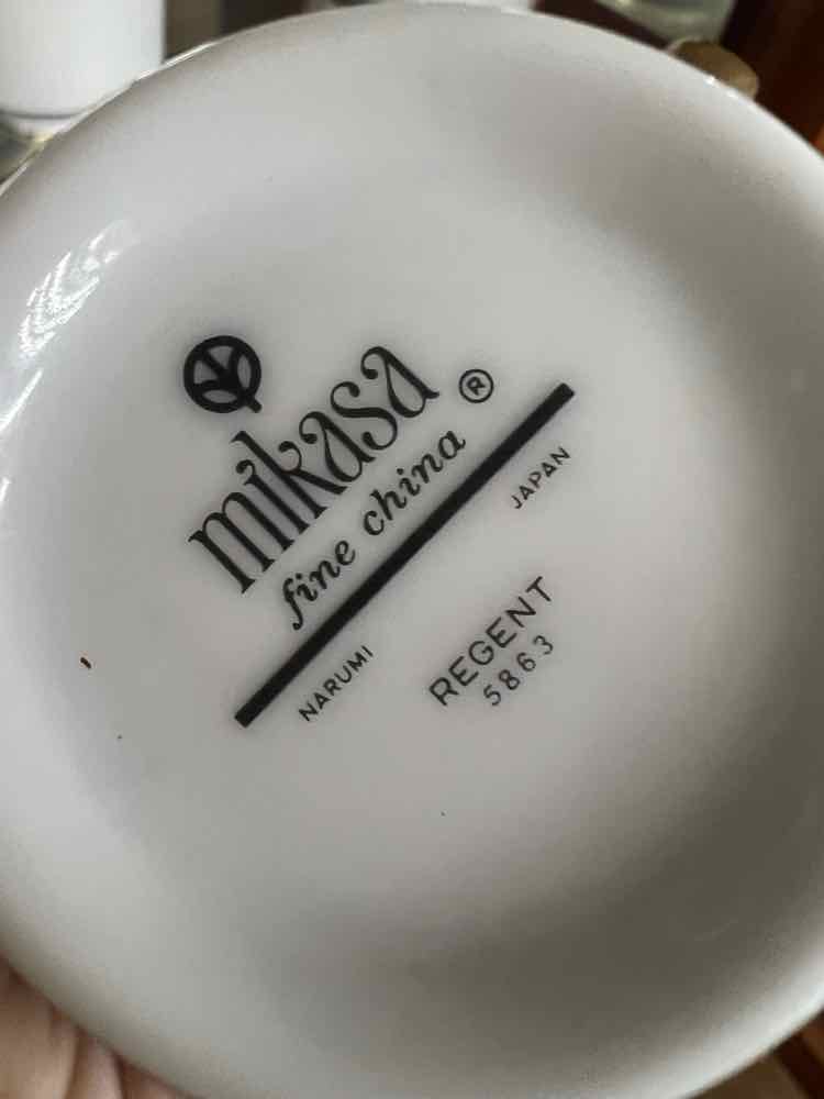 Mikasa Dishware