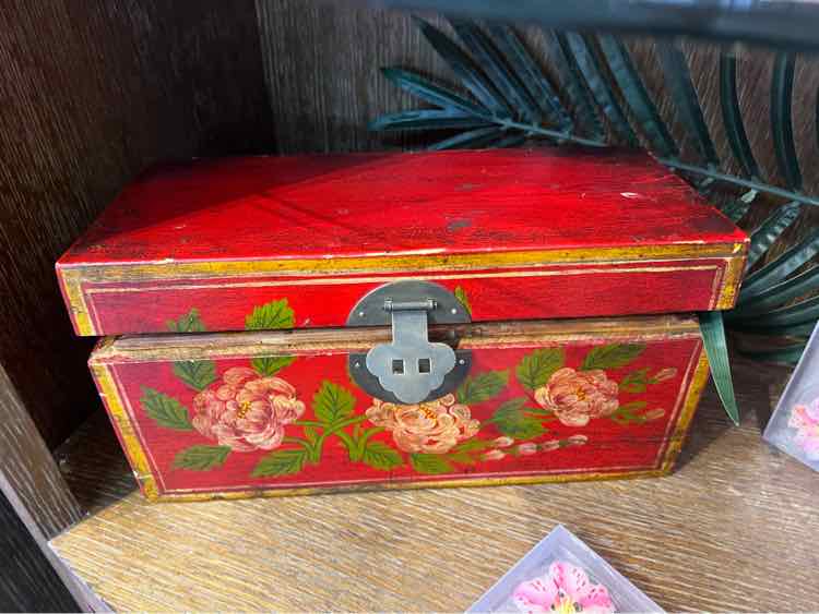 1940's Chinese Box