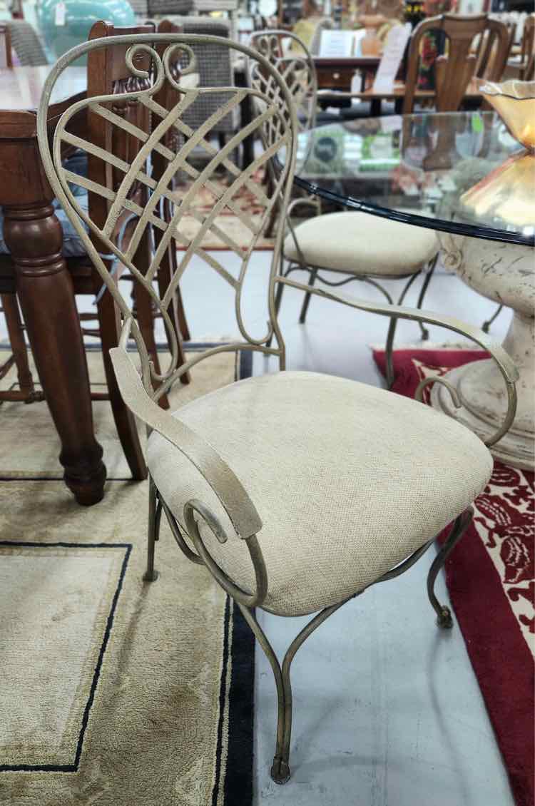 6 Metal Outdoor Chairs