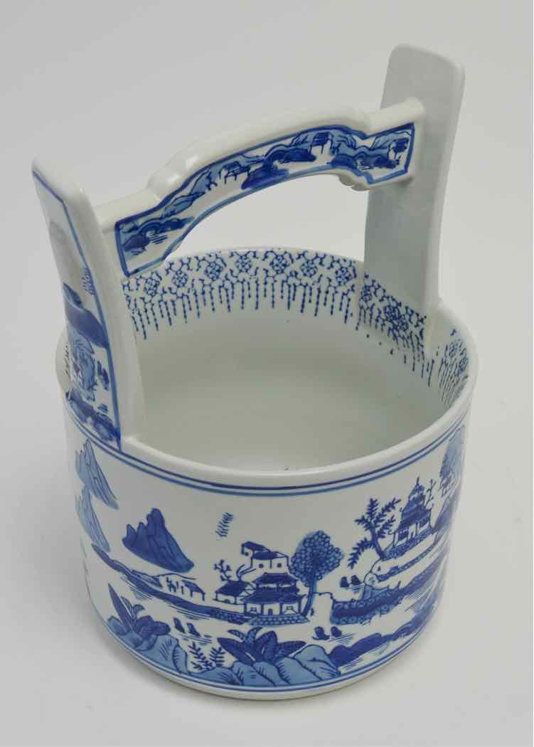 Decor Bucket