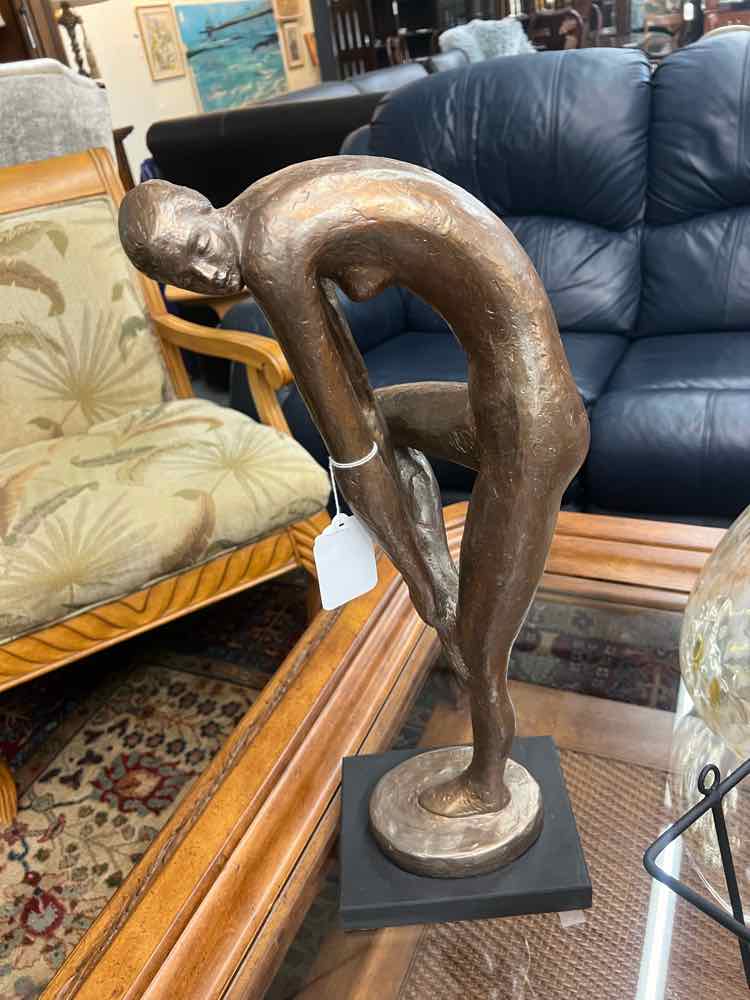 Woman sculpture