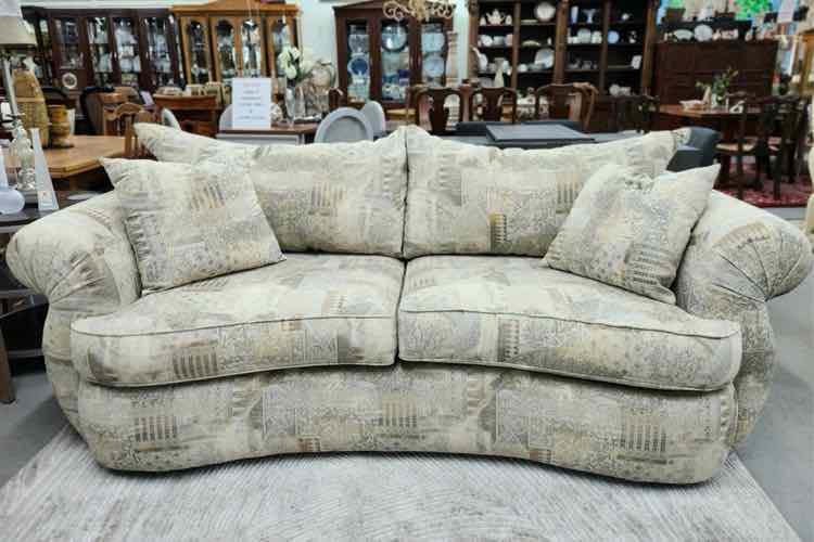 Schweiger Couch