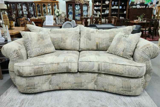 Schweiger Couch