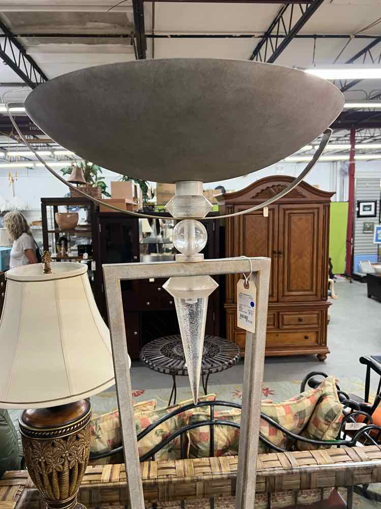 LARGE 'DECO' FLOOR LAMP