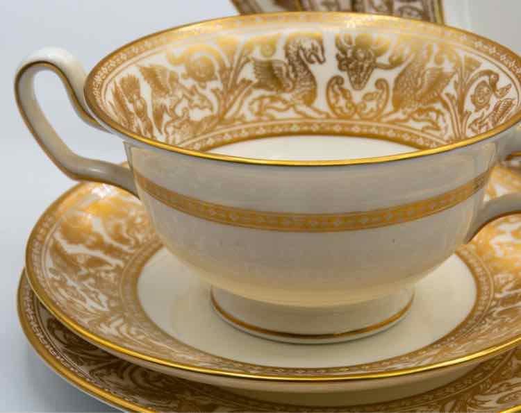 Gold Florentine Wedgewood Dinner Set