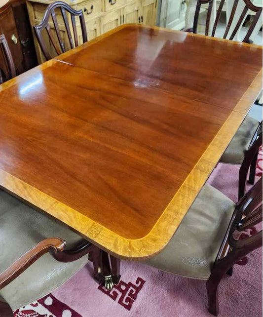 Mahogany Baker Dinning Table w/8 Chairs
