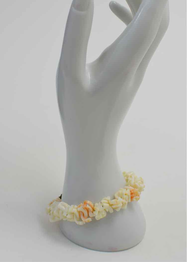 Vtg.Core Shell Necklace and Bracelet