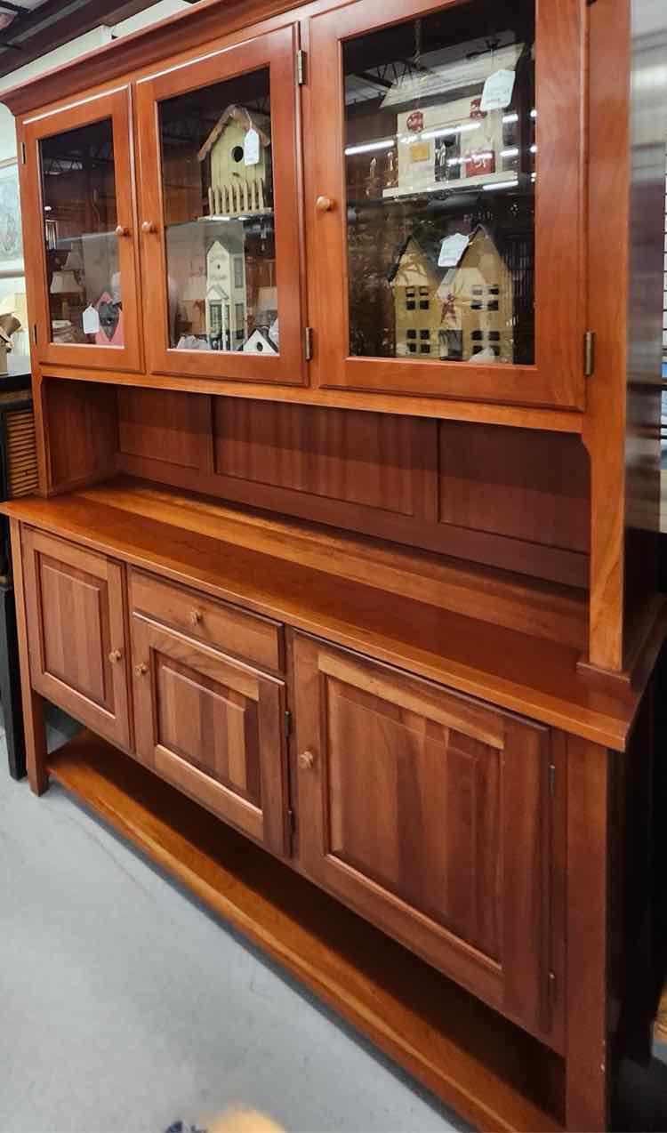 Cabinet Cherry Wood 2-Piece Hutch
