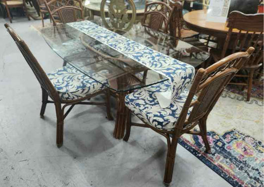 Glass Top Table w/4 Chairs