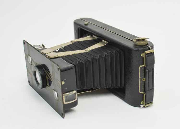 Vtg. Kodak Jiffy Six-20 Series II Camera