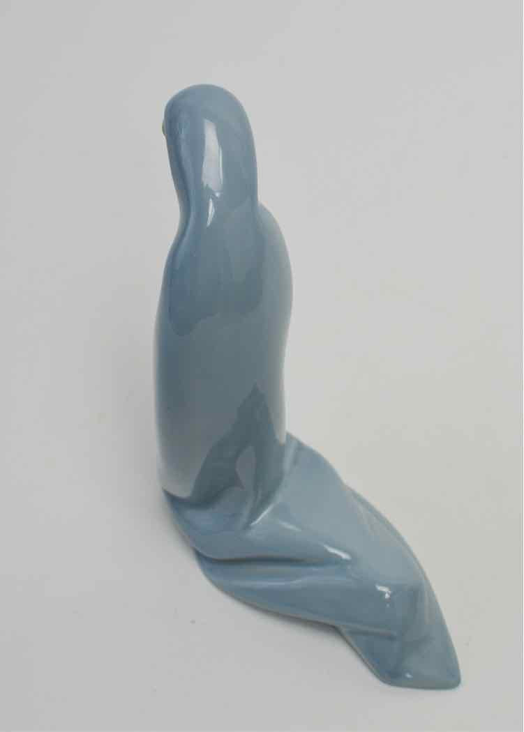 Lladro Madonna Nativity Figurine