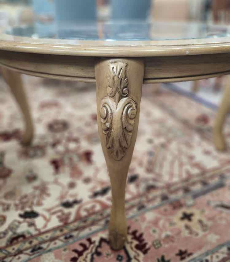 Round Glass Top Table w/4 Chairs