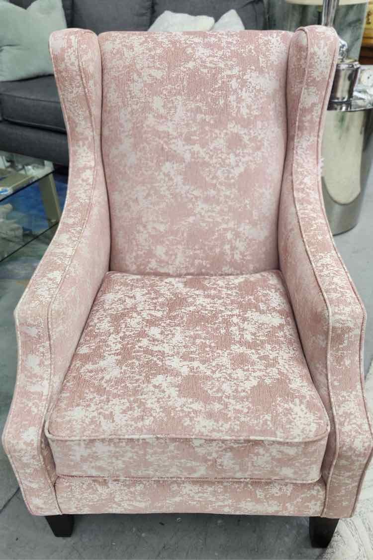 Kroehler Pink Chair