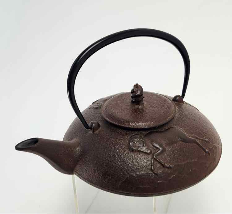 Joyce Chen Cast Iron Teapot