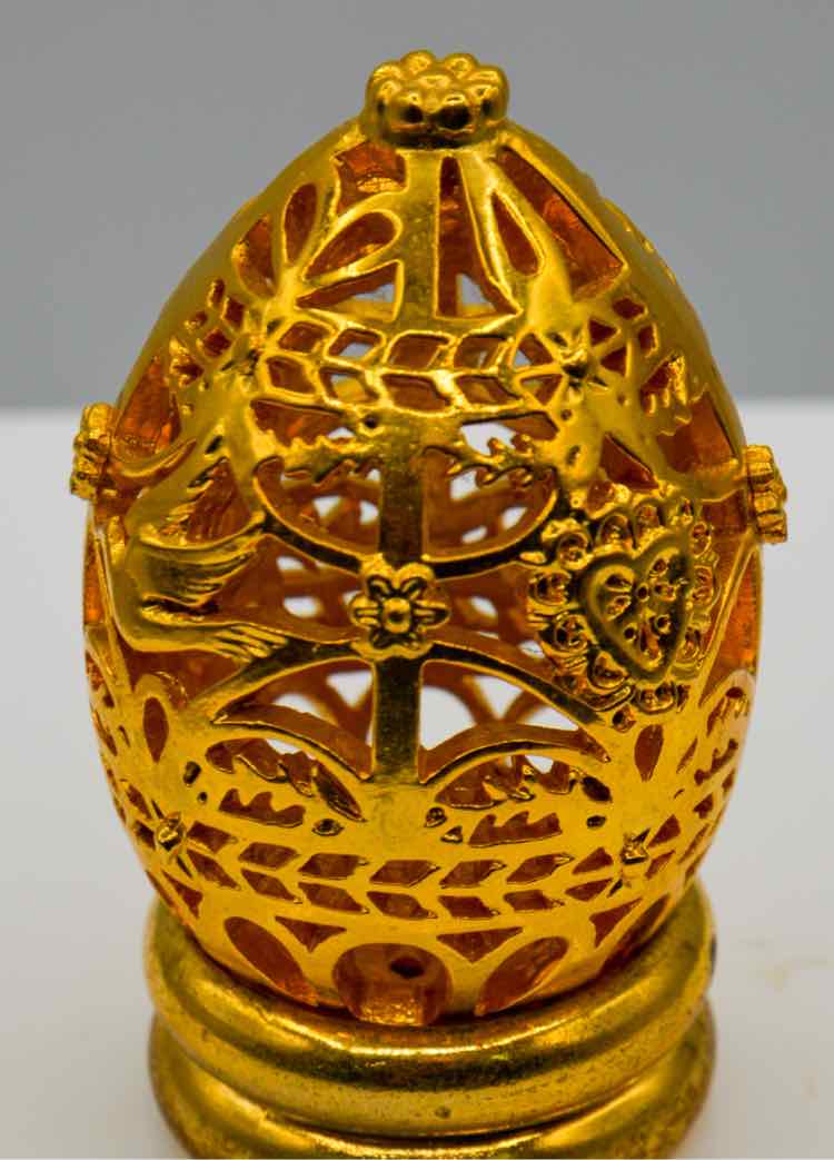 Vintage Franklin Mint 1988 Golden Egg