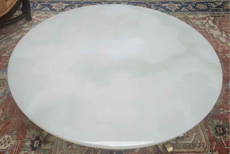 Onyx Top Coffe Table w/Gold Lion Head Base