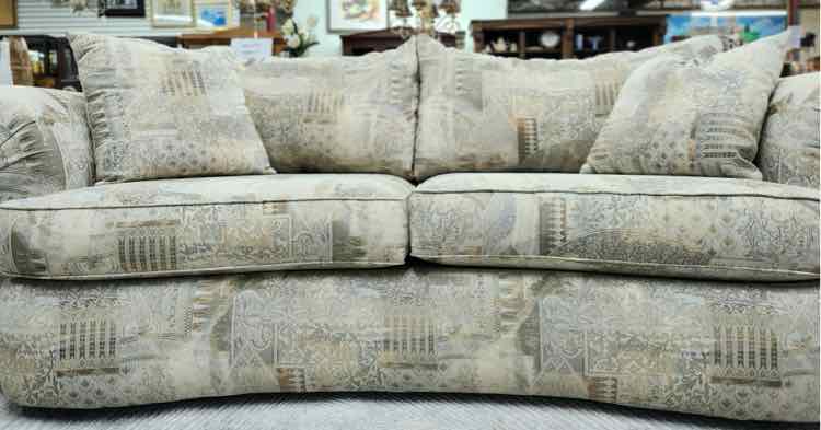 Schweiger Couch