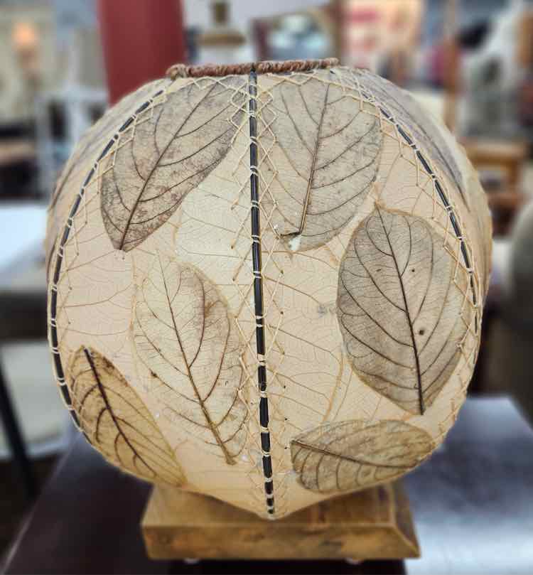 Eangee Orb Lamp