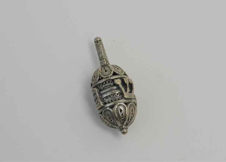 Sterling Filigree Hanukkah Driedel