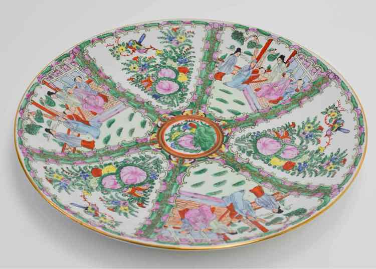Stamped Chinese Qing "Rose Medallion" Platter