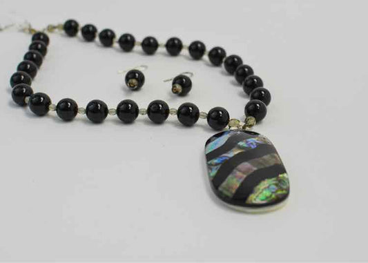 Necklace and Earring Jewelry Set