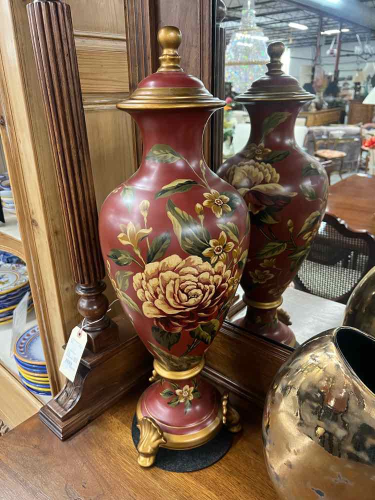 Pair of Urns