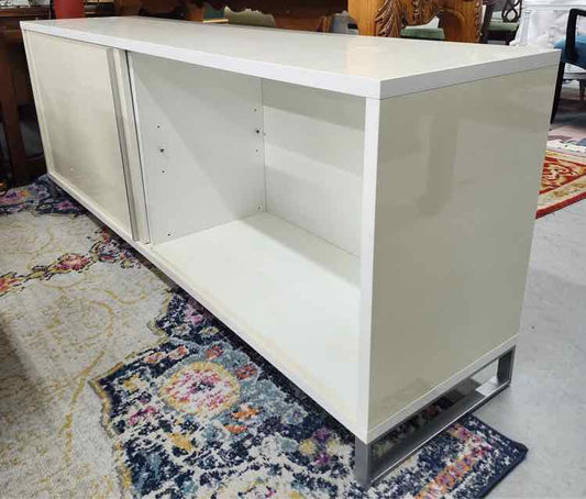 Domitalia White Cabinet