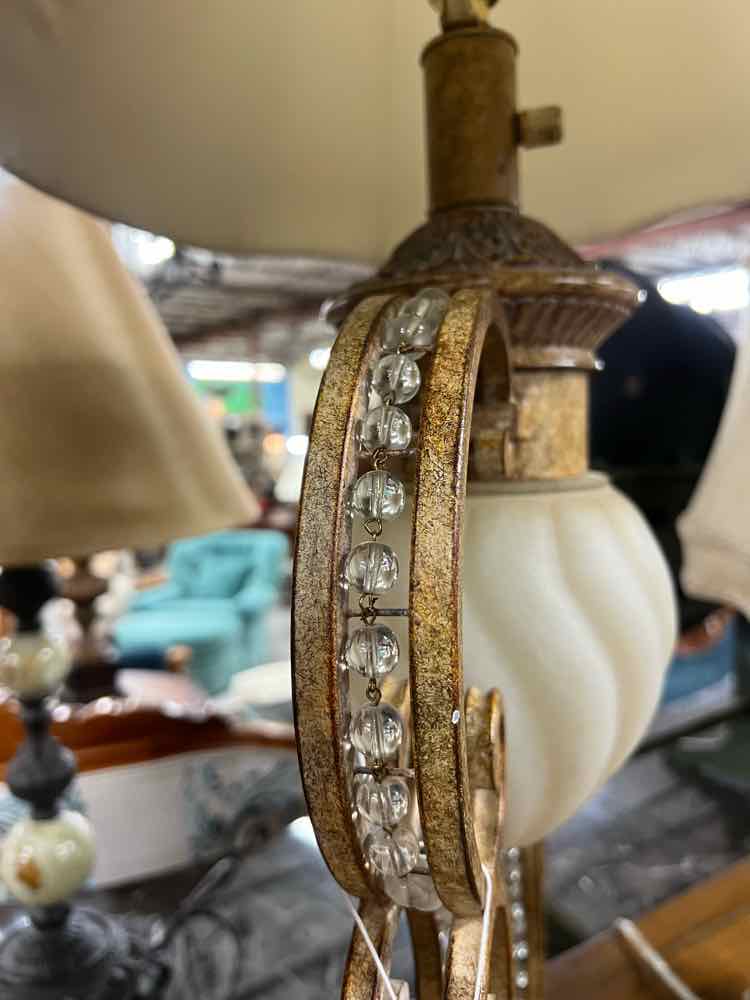 GLASS/METAL LAMP