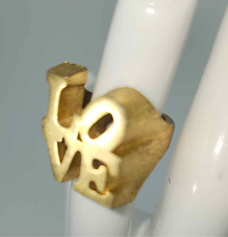 Robert Indiana 'LOVE' Pop Art Ring