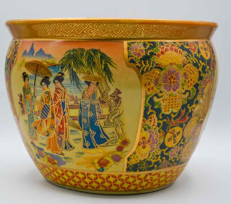 Chinese Jardiniere Pot
