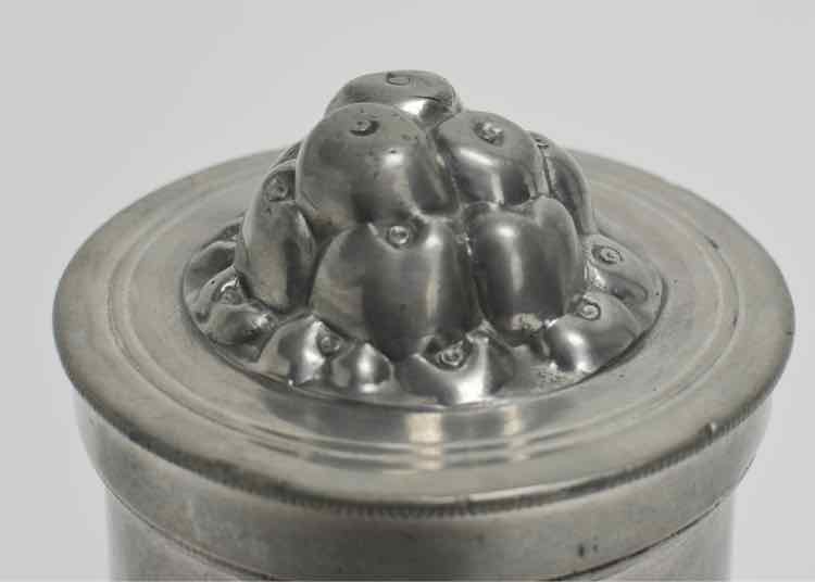 Vtg. Victorian Pewter 3-Pints Ice Cream Mould