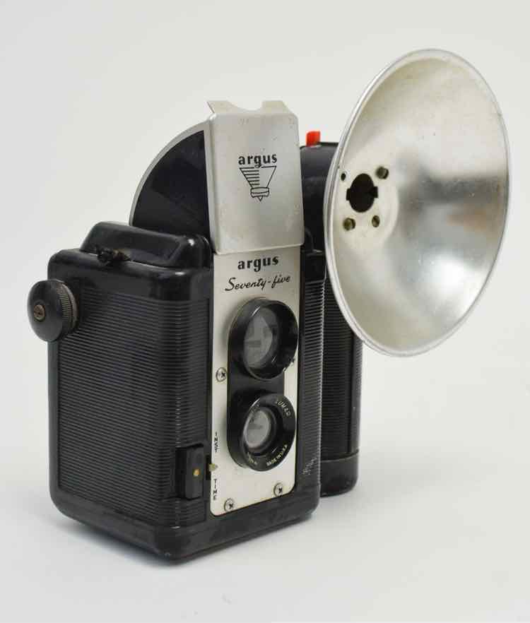 Vtg. Argus 75 Camera
