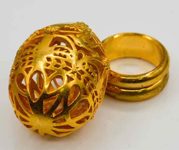 Vintage Franklin Mint 1988 Golden Egg