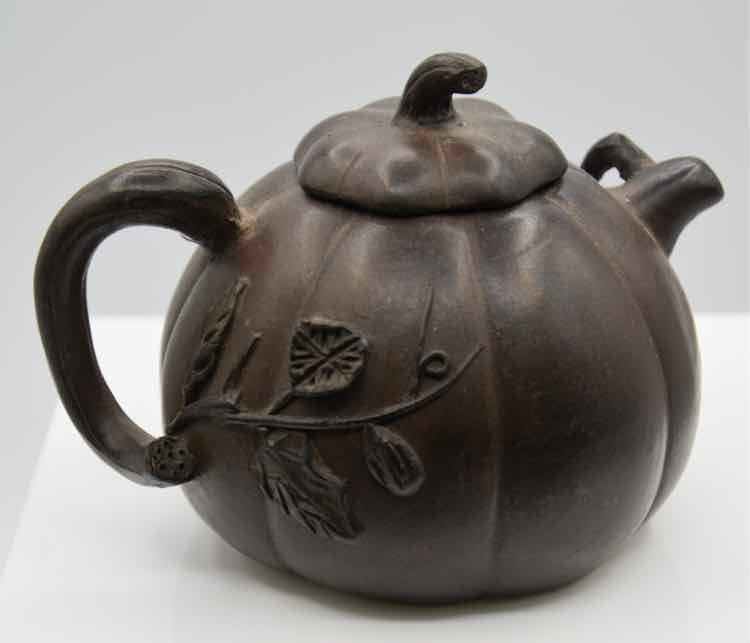 Yixing Purple Clay Small Vine