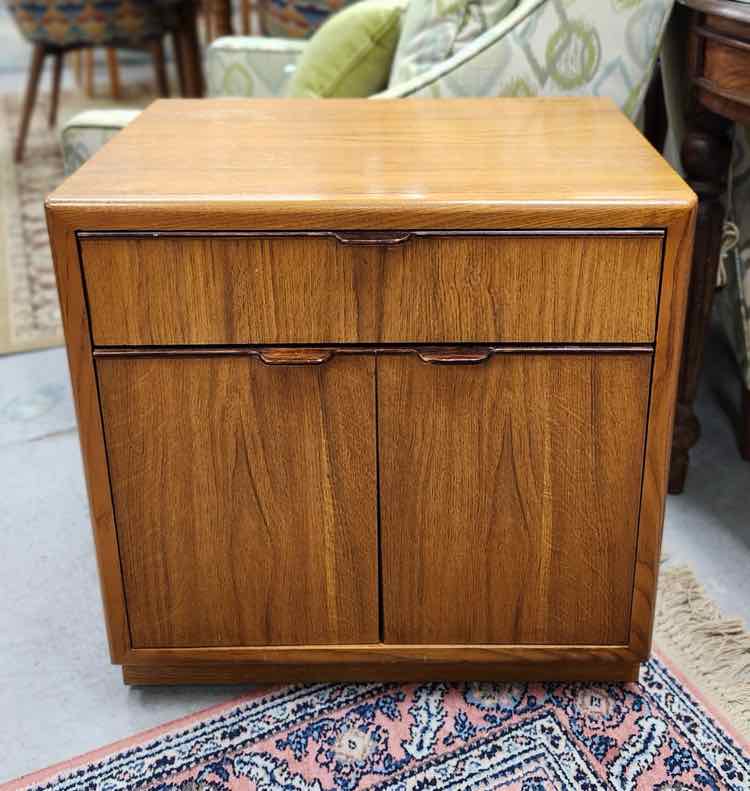 Drexel Heritage Nightstand