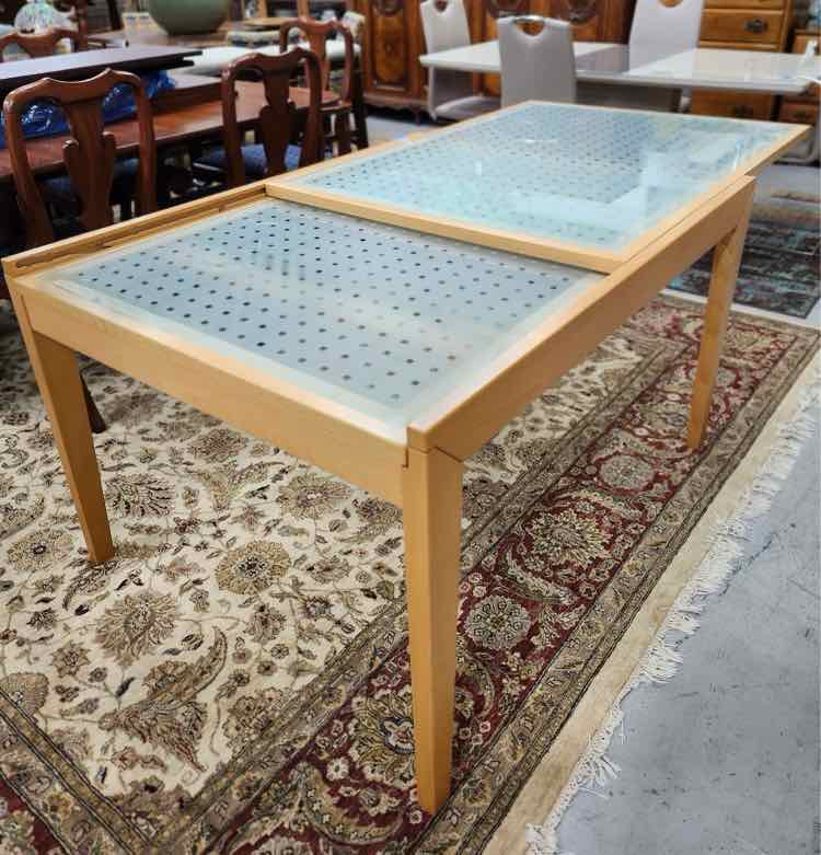 Calligaris Dinning Table w/8 Chairs