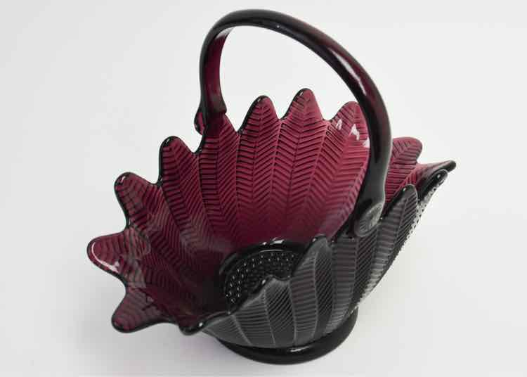 L.E.Smith Black Amethyst Glass Fern Basket