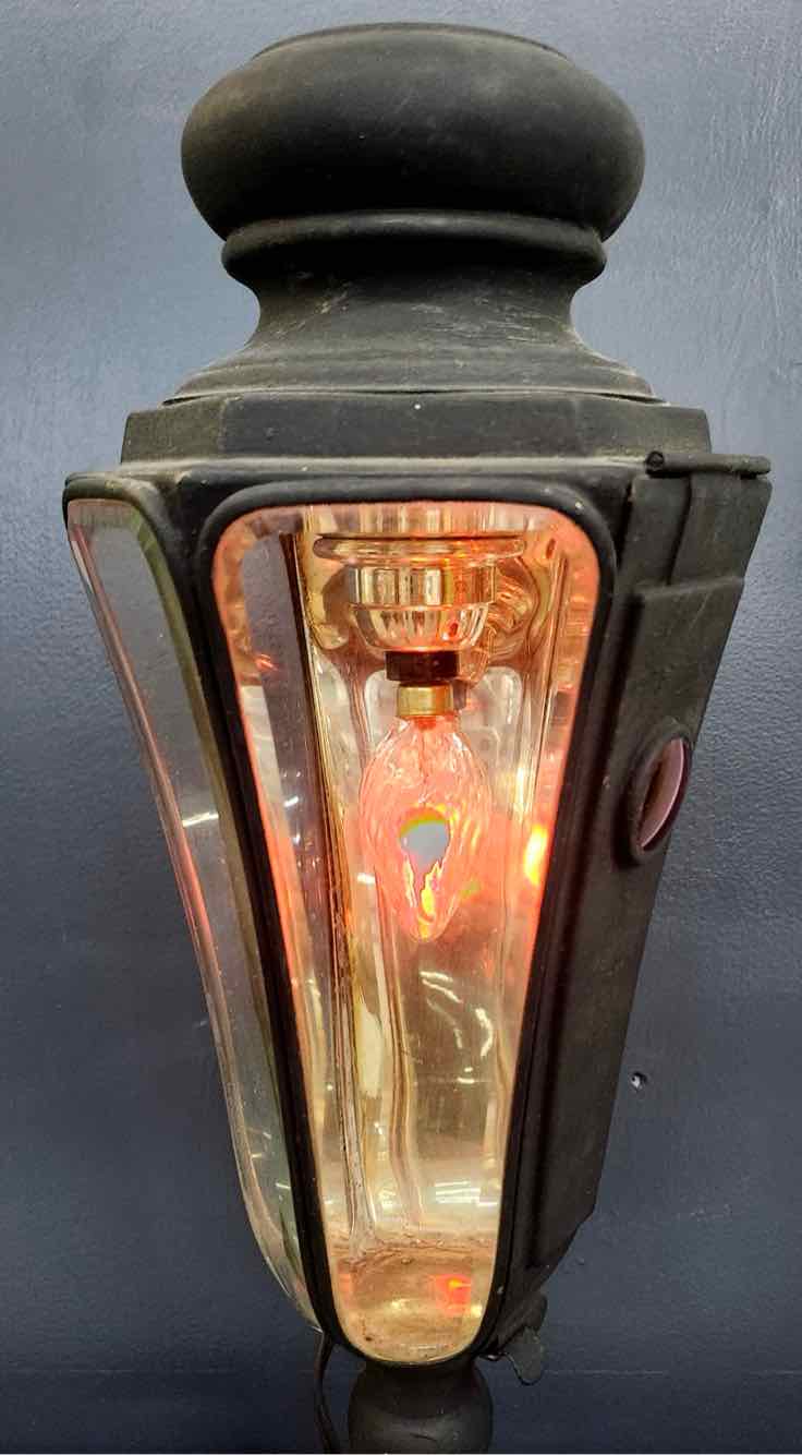 Antique Carriage Lantern Lamp