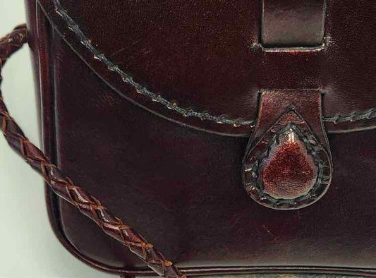 Amano Leather Crossbody Bag