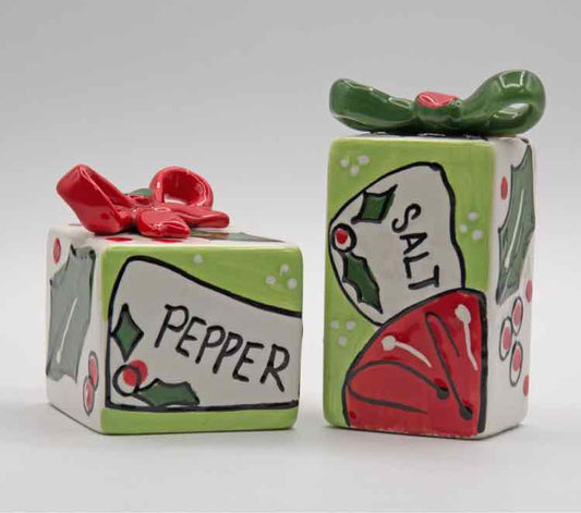 HOLIDAY DECOR